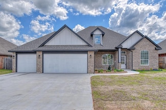 2125 Valley Hollow, Norman, OK 73071
