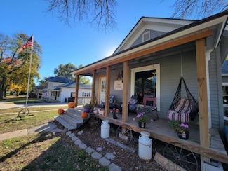 447 N 4th St, Tecumseh, NE 68450