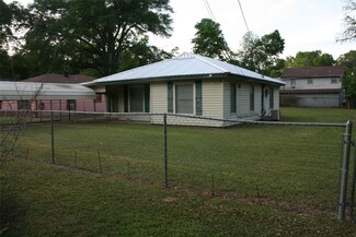 2736 Morningside Dr, Shreveport, LA 71108