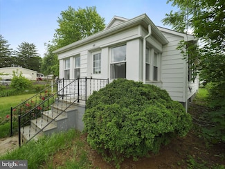108 E 12th Ave, Ranson, WV 25438