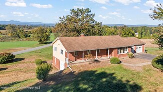 76 Smith Rd, Kinderhook, NY 12106