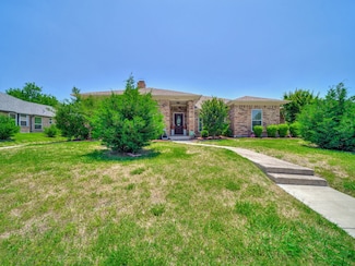 4640 Versailles Ln, Plano, TX 75093