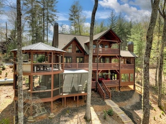 302 Indian Ridge Rd, Blue Ridge, GA 30513