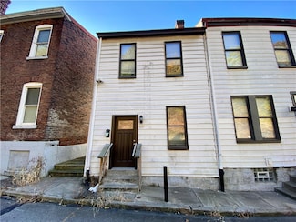 939 Lamont St, Pittsburgh, PA 15212