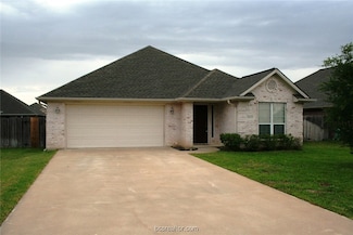 1013 Gardenia St, College Station, TX 77845