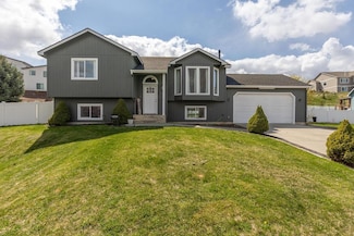 1134 S Moen St, Greenacres, WA 99016