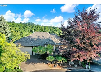 9234 NW Hopedale Ct, Portland, OR 97229