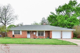 1726 Westwood Dr, Abilene, TX 79603