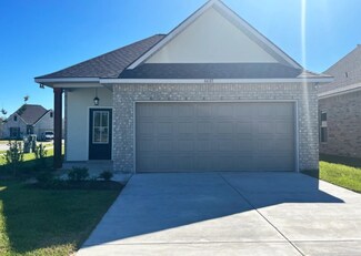 6685 Arbor Way, Orange, TX 77630