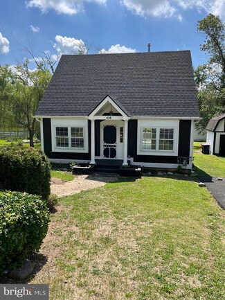 416 E Front St, Glendora, NJ 08029