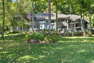 1442 Indian Point Rd, Brutus, MI 49716