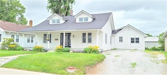 621 W Washington St, Alexandria, IN 46001