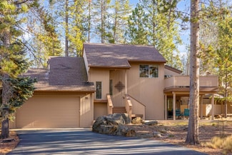 17822 Big Leaf Ln, Sunriver, OR 97707