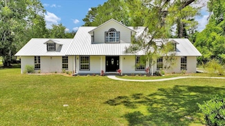 100 Redbud Woods Trail, Palatka, FL 32177