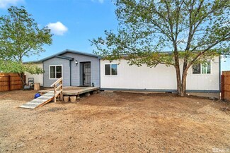 8215 Rancho Ave, Stagecoach, NV 89429