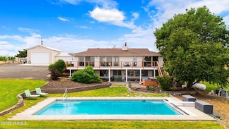 283 Cook Rd, Yakima, WA 98908