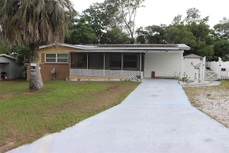 16 S Harrison St, Beverly Hills, FL 34465