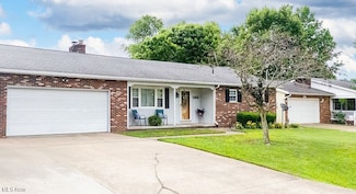 160 Hendricks St, Newport, OH 45768