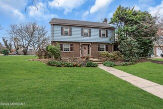 3 Edgemere Dr, Matawan, NJ 07747