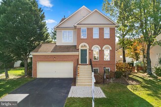 43443 Katling Square, Chantilly, VA 20152