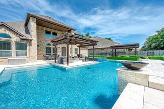 5107 Hawthorne Springs Ln, Sugar Land, TX 77479