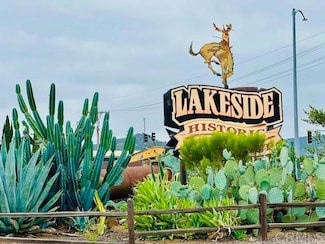 12740 Casa Vista Rd, Lakeside, CA 92040