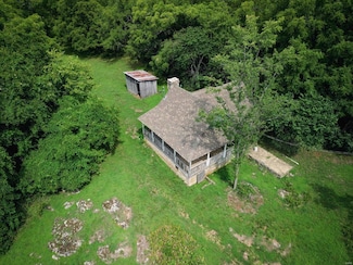 995 M- Co Road 7320, Caulfield, MO 65626