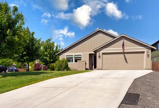 985 SW 23rd Place, Redmond, OR 97756