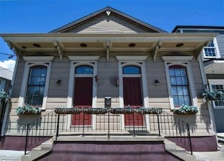 2827 St Claude Ave, New Orleans, LA 70117