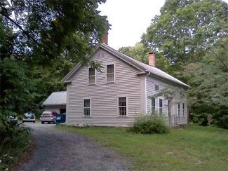 101 Main St, Wales, MA 01081