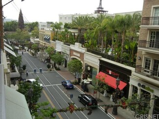 419 Caruso Ave, Glendale, CA 91210