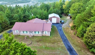1024 County Road 100, Fayette, AL 35555
