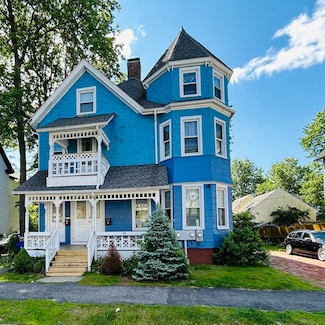 49 Euclid Ave, Springfield, MA 01108