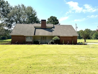 80 Mason Cir, Steens, MS 39766