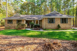 5209 Apple Valley Dr, Raleigh, NC 27606