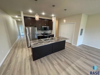9308 W 32nd St Unit 5, Sioux Falls, SD 57106