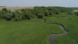 1013 Splinter Ln, Platteville, WI 53818