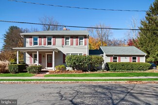 10 Grant St, Titusville, NJ 08560