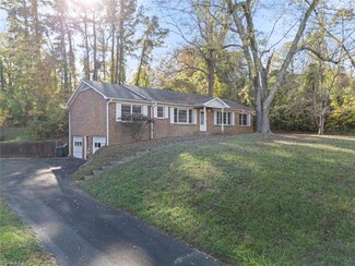 4332 Mashie Dr, Pfafftown, NC 27040