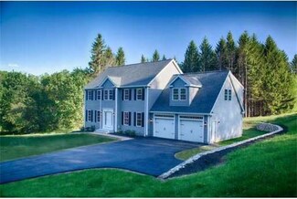 243 Middle St, West Newbury, MA 01985
