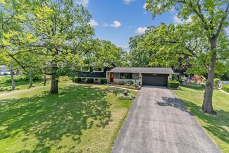 12838 Artesian St, Lemont, IL 60439