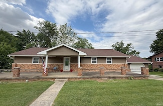 2124 Lakeview Dr, Washington, IN 47501