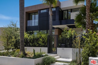 137 S Wetherly Dr, Beverly Hills, CA 90211