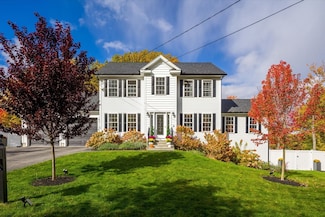 17 Woodworth Ave, Fitchburg, MA 01420