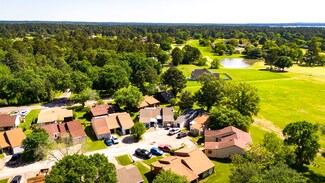 17 Townhouse Ln, Trinity, TX 75862