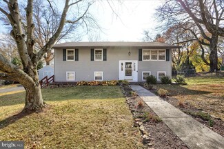 58 Valley Rd, Hummelstown, PA 17036