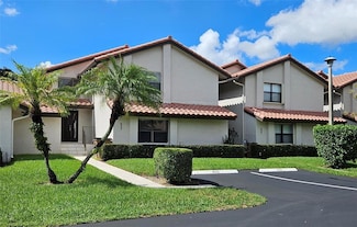 633 Deer Creek Lake Point North Ln, Deerfield Beach, FL 33442