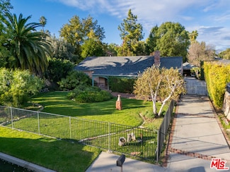 19043 Keswick St, Reseda, CA 91335