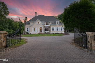 408 Fairway Estates Dr, Blountville, TN 37617