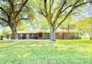 1278 N Fm 1644, Hearne, TX 77859